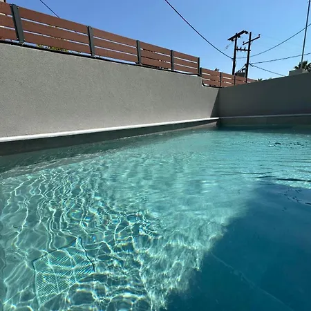 Aqualibre Pool - East Villa *